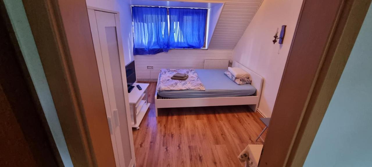 Private Unterkunft Askinartar Mainz Oda fotoğraf